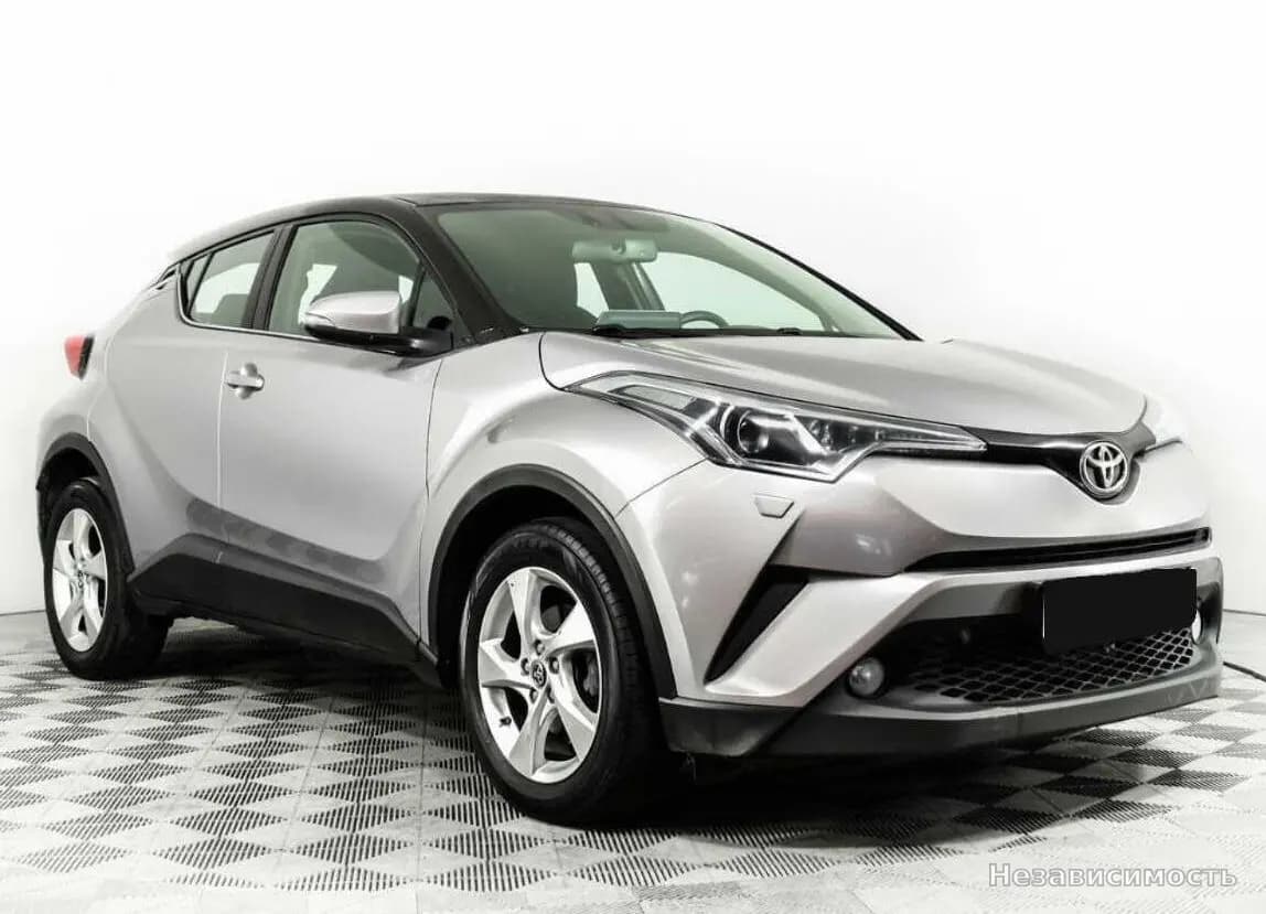 Toyota C-HR 2019 с пробегом — фото 3