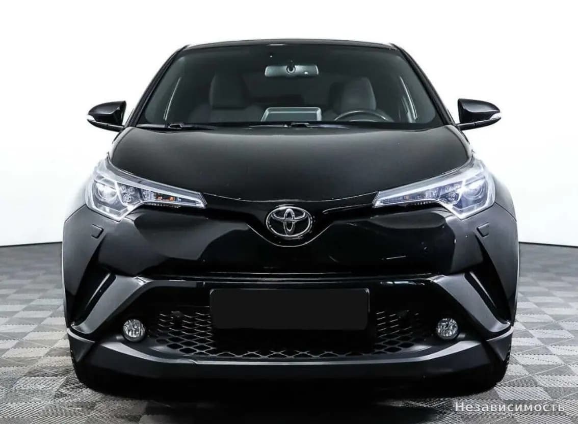 Toyota C-HR 2019 с пробегом — фото 2