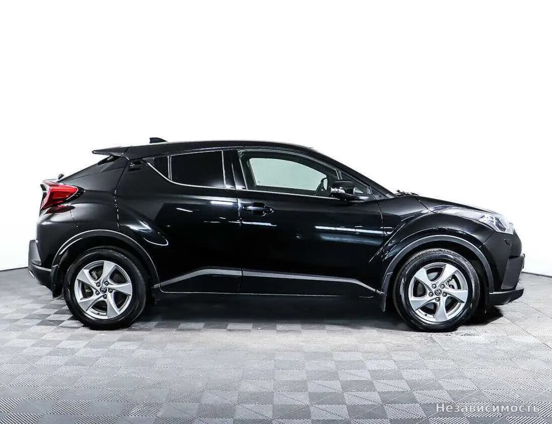 Toyota C-HR 2019 с пробегом — фото 4