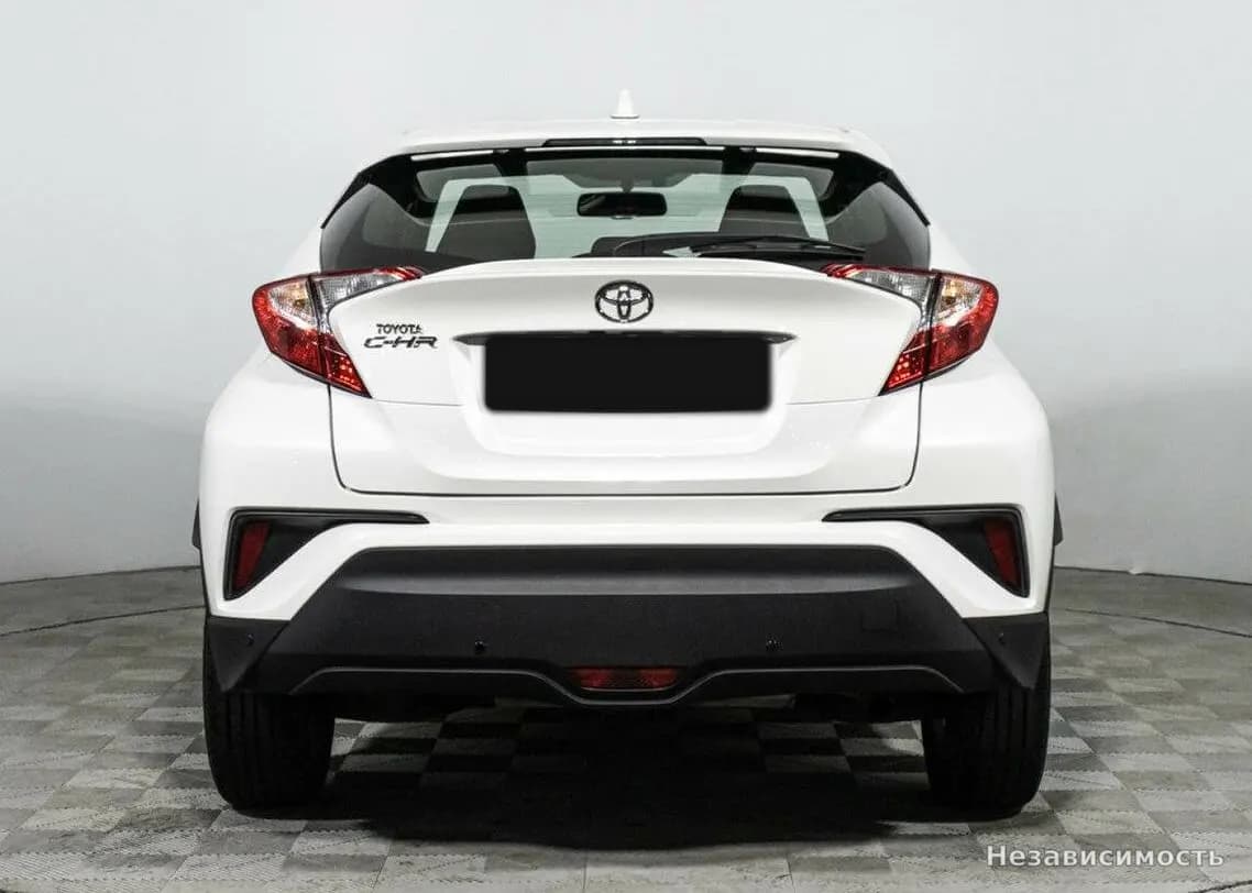 Toyota C-HR 2018 с пробегом — фото 6