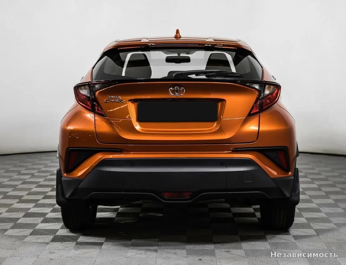 Toyota C-HR 2019 с пробегом — фото 6