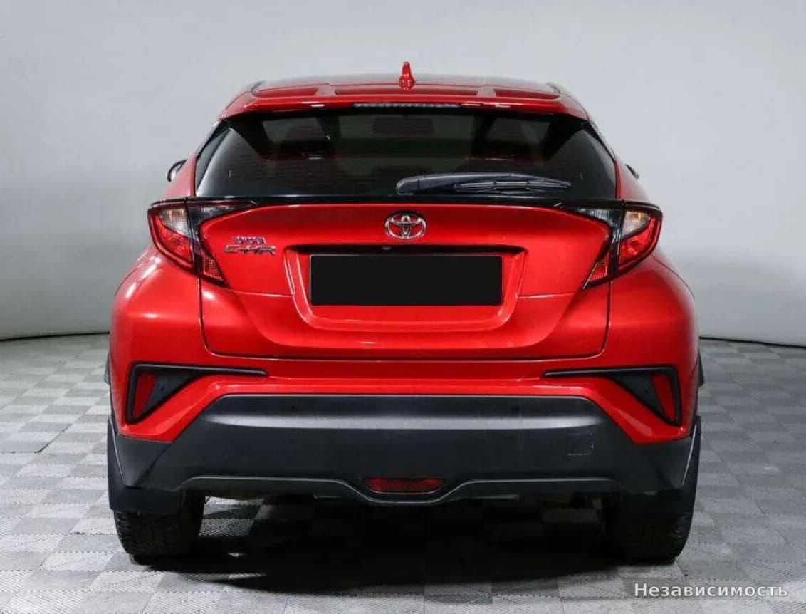 Toyota C-HR 2019 с пробегом — фото 5