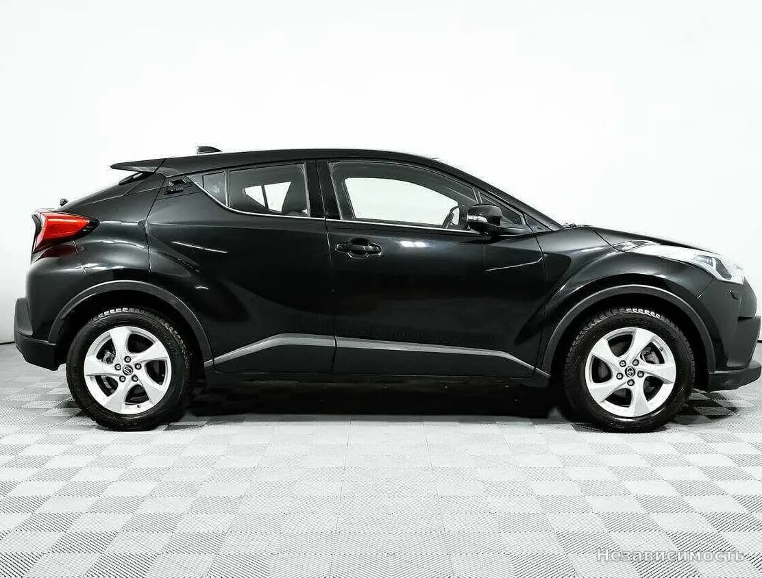 Toyota C-HR 2018 с пробегом — фото 4