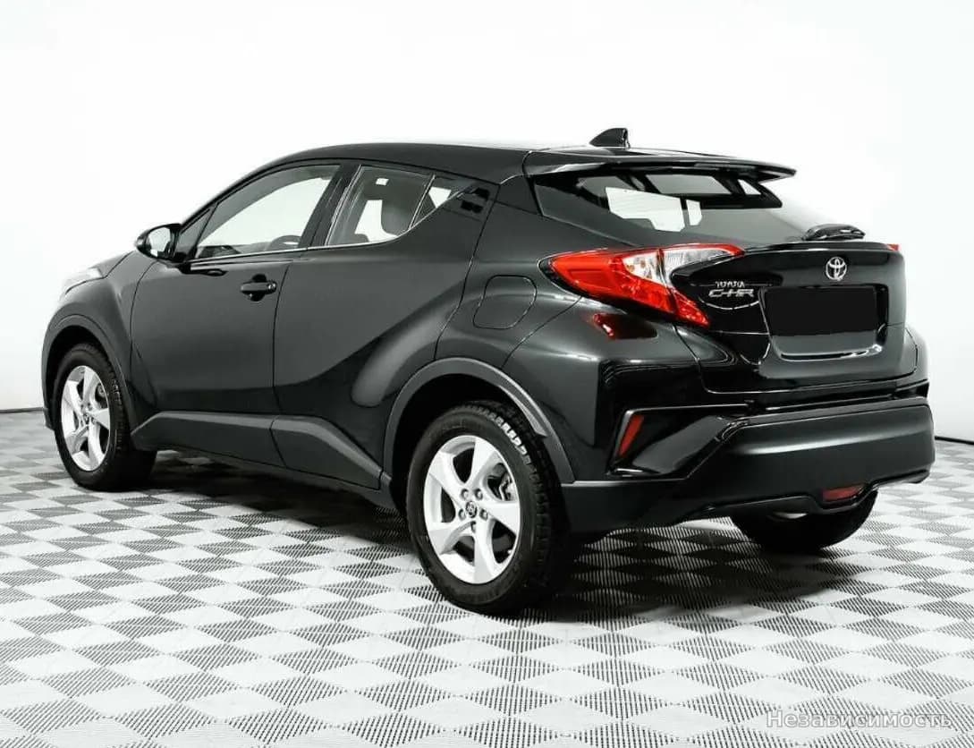 Toyota C-HR 2018 с пробегом — фото 7
