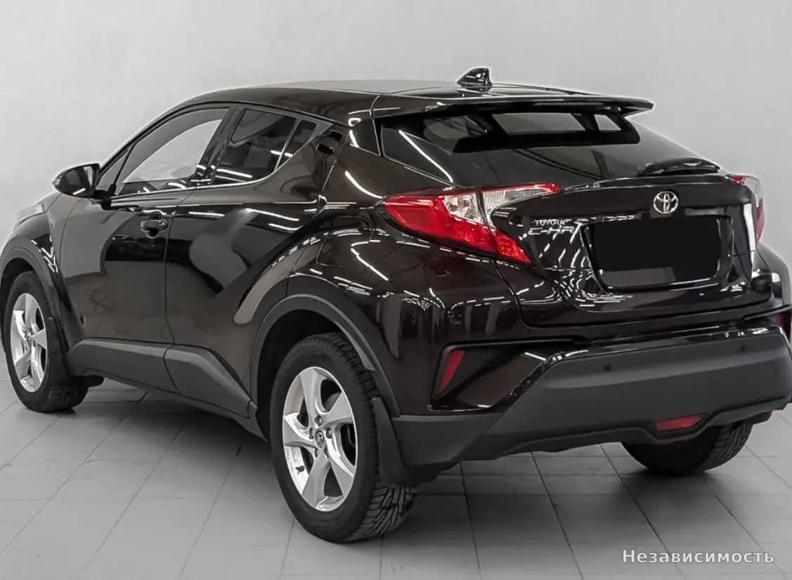 Toyota C-HR 2019 с пробегом — фото 7