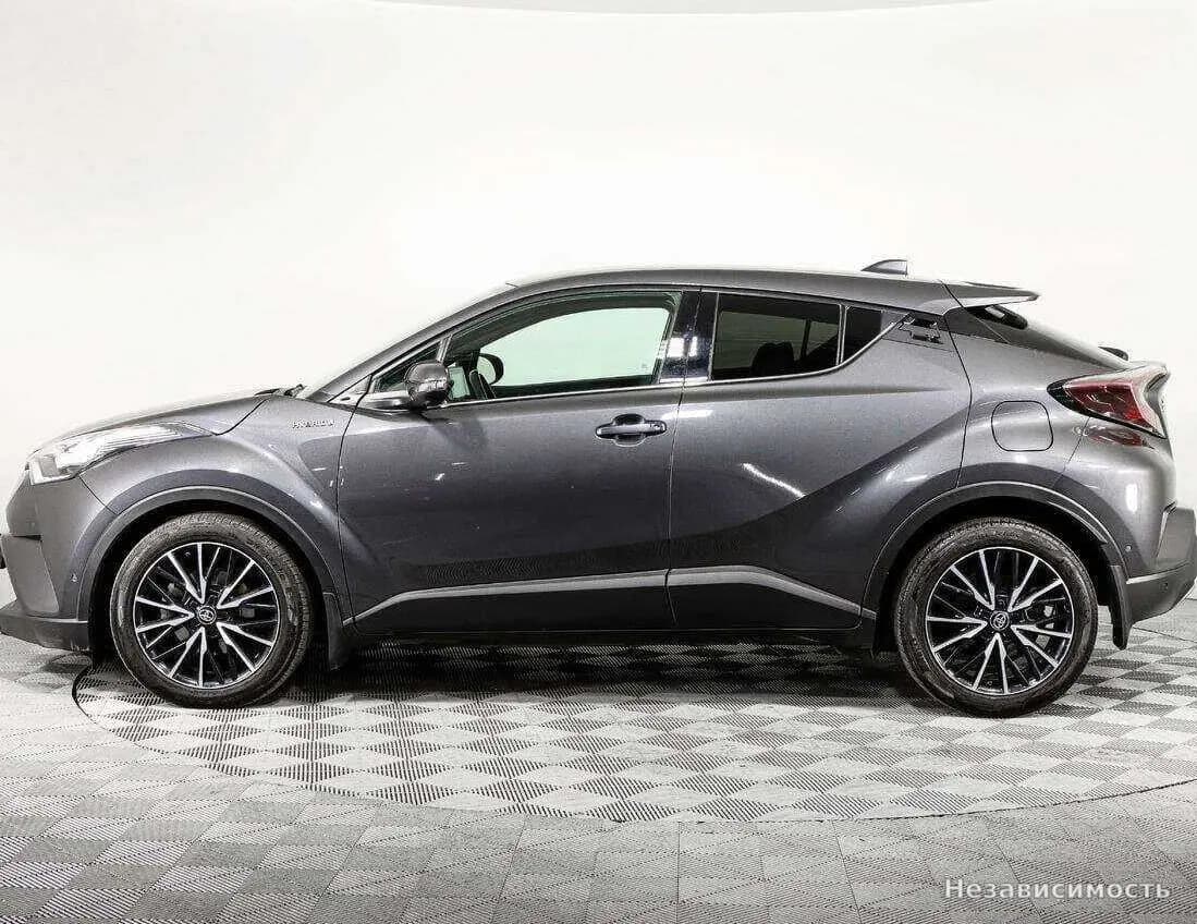 Toyota C-HR 2018 с пробегом — фото 8
