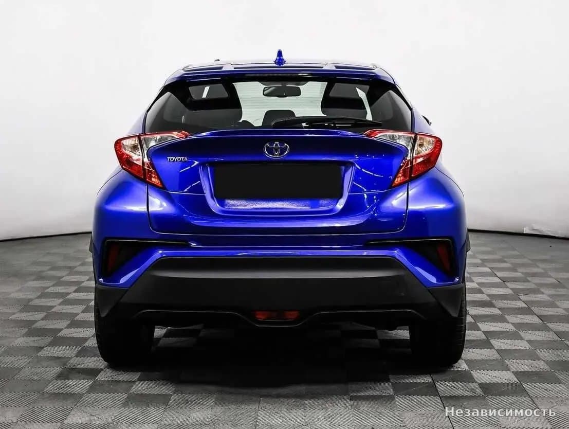 Toyota C-HR 2018 с пробегом — фото 6