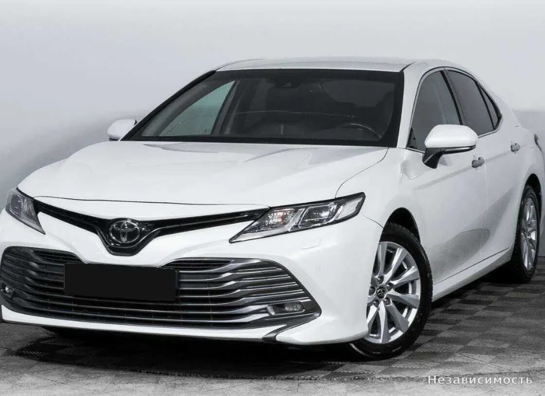 Toyota Camry, 2019 с пробегом