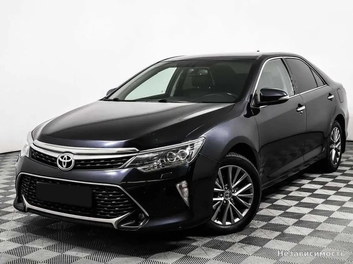 Toyota Camry, 2017 с пробегом