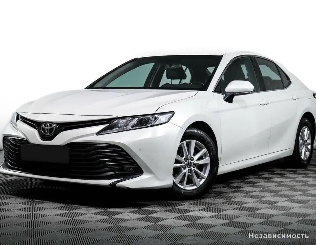 Toyota Camry, 2020 с пробегом