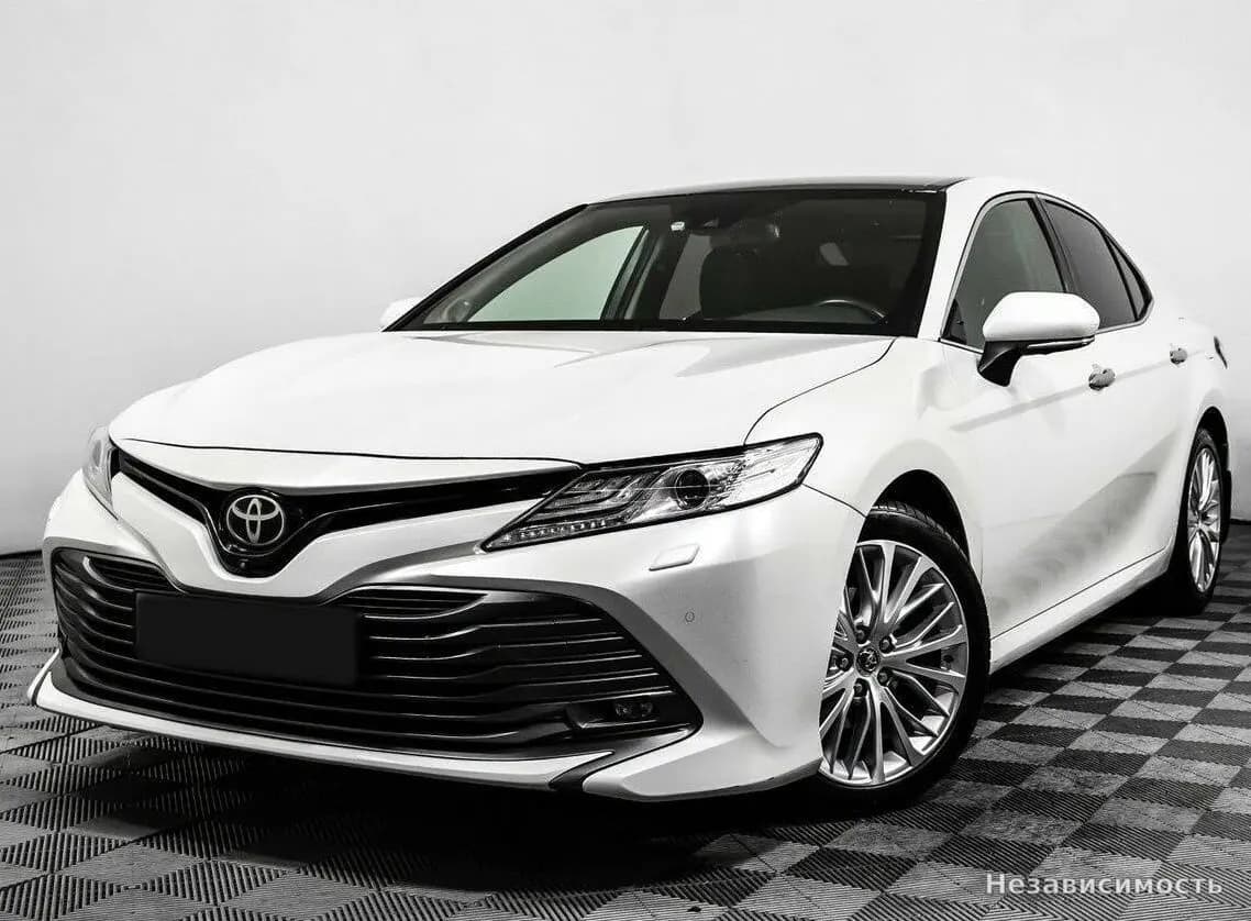 Toyota Camry, 2019 с пробегом