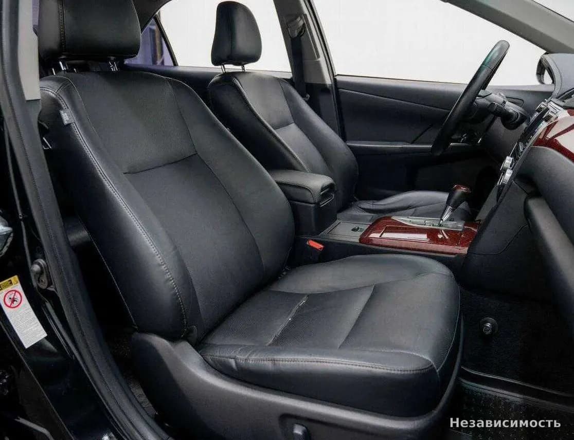 Toyota Camry 2014 с пробегом — фото 8