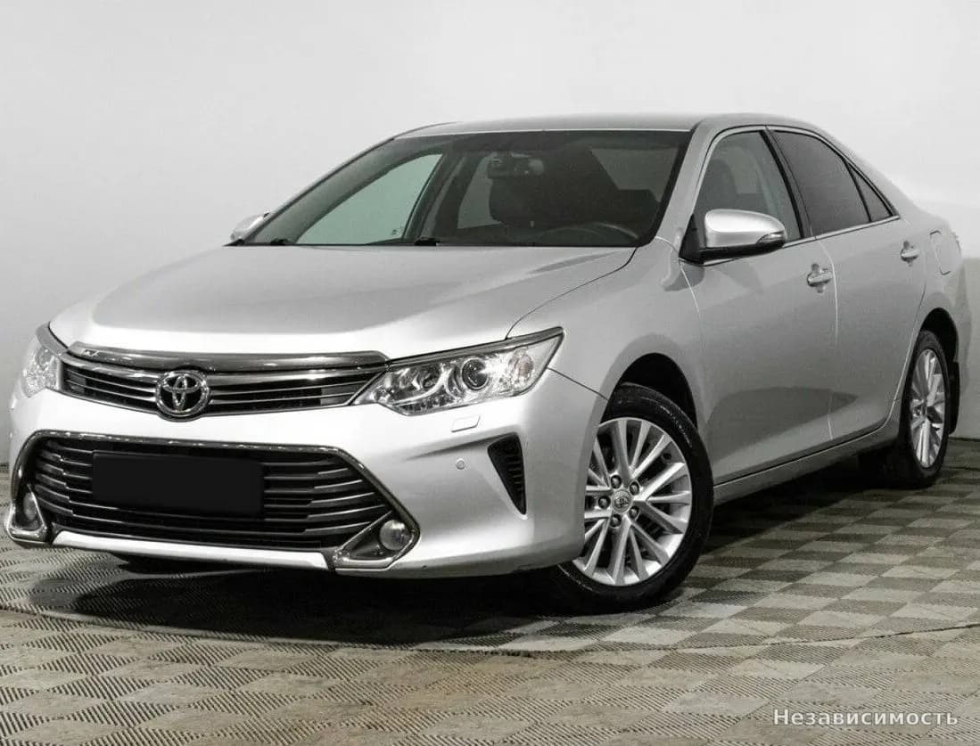 Toyota Camry, 2015 с пробегом