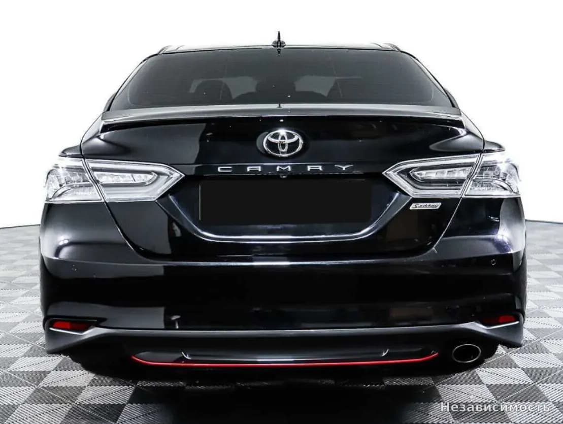 Toyota Camry 2020 с пробегом — фото 6