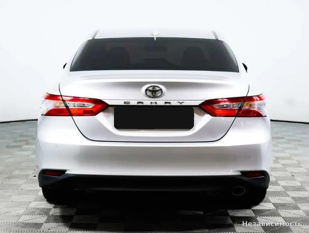 Toyota Camry 2018 с пробегом — фото 6