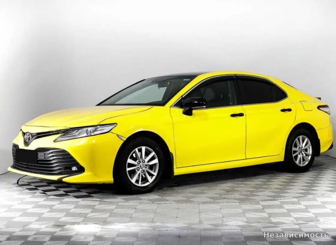 Toyota Camry, 2021 с пробегом