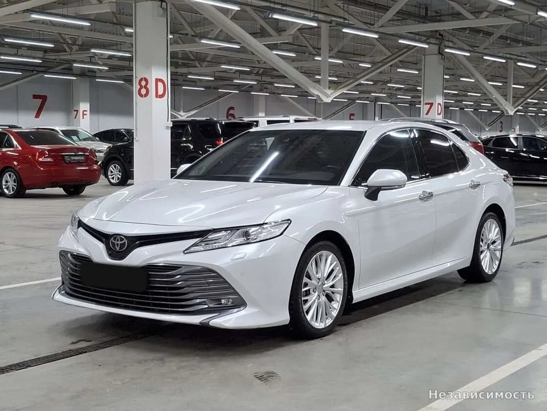 Toyota Camry, 2020 с пробегом