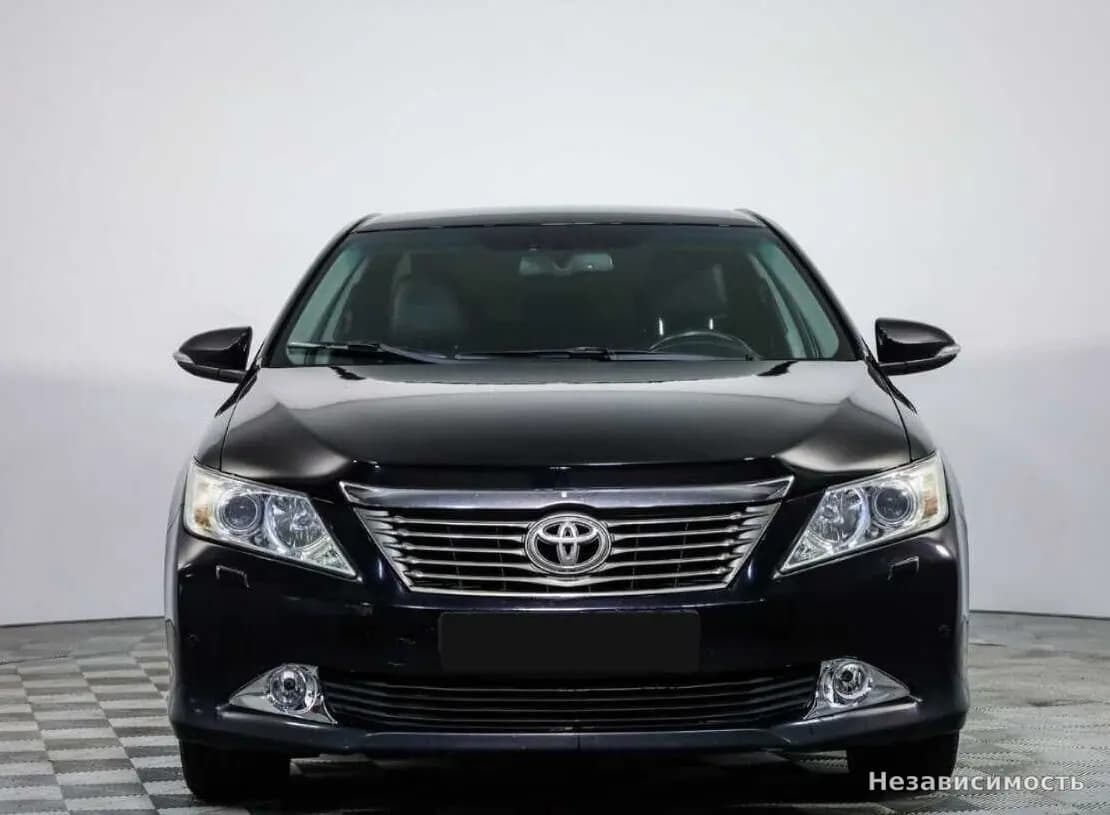 Toyota Camry, 2013 с пробегом
