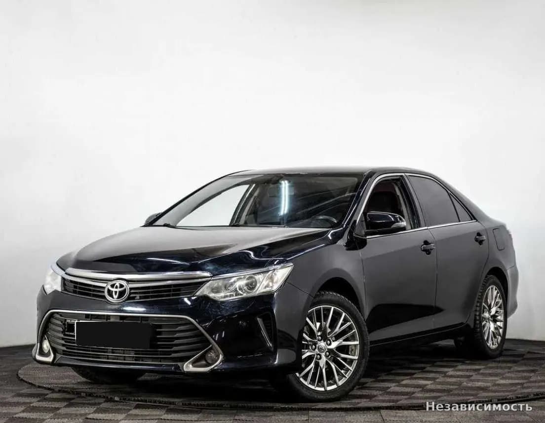 Toyota Camry, 2015 с пробегом