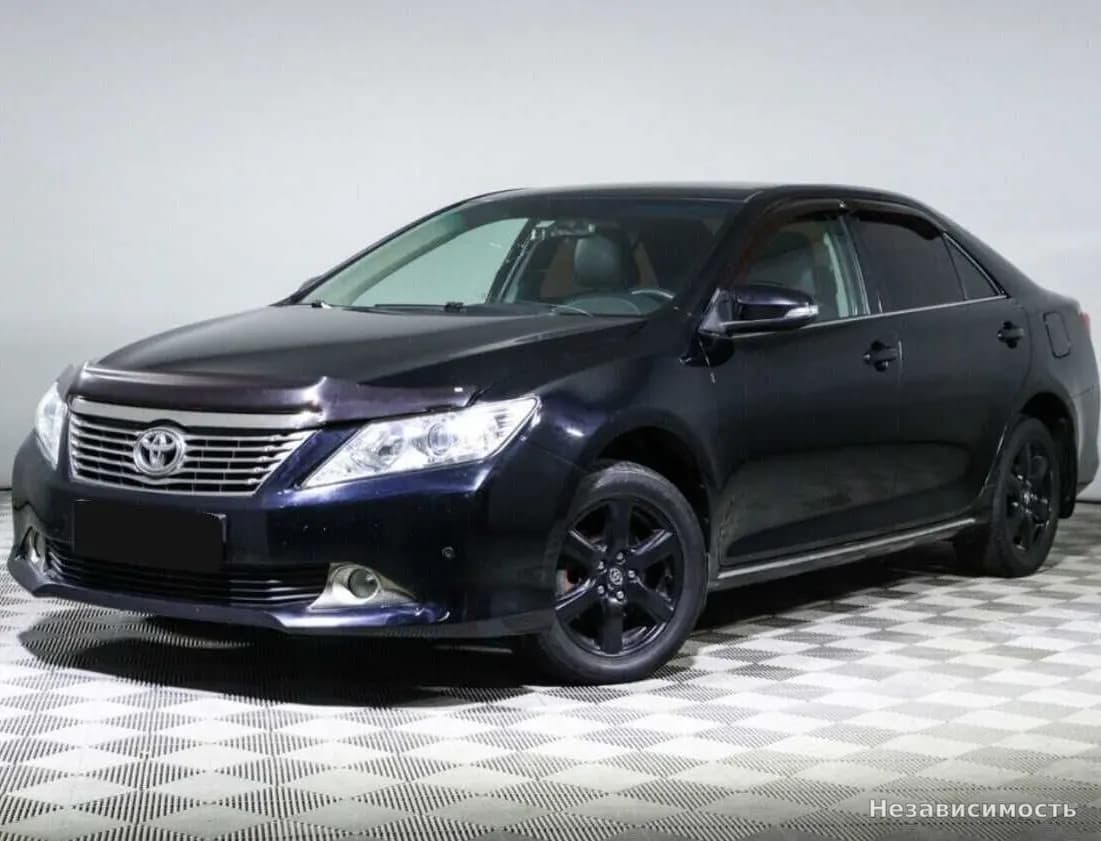 Toyota Camry, 2013 с пробегом