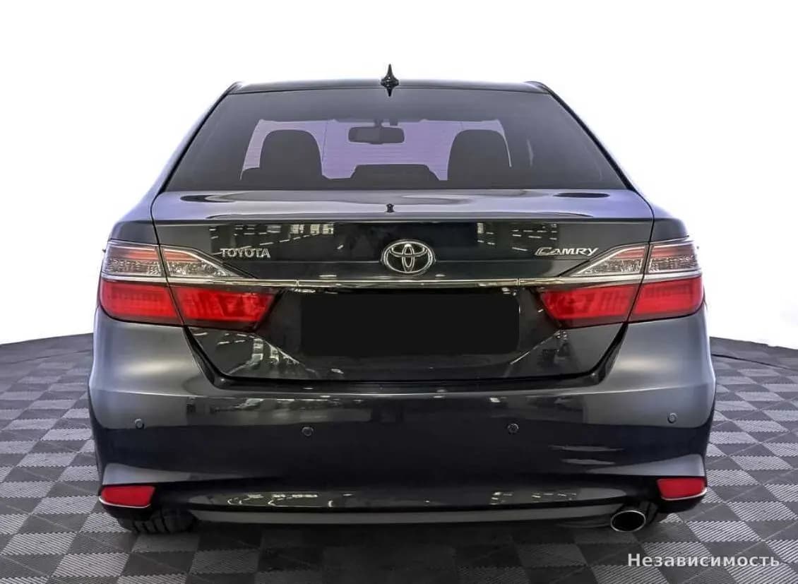 Toyota Camry 2016 с пробегом — фото 6