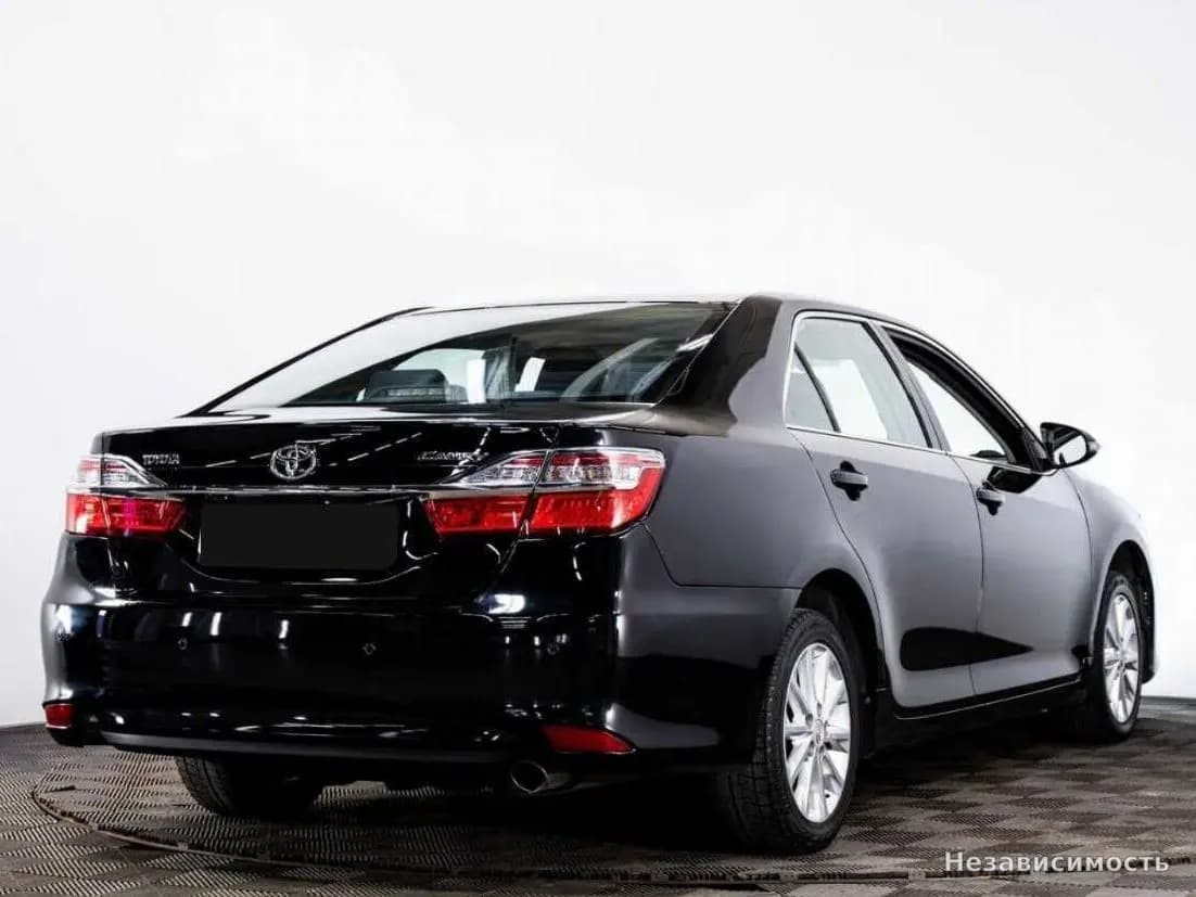 Toyota Camry 2016 с пробегом — фото 6