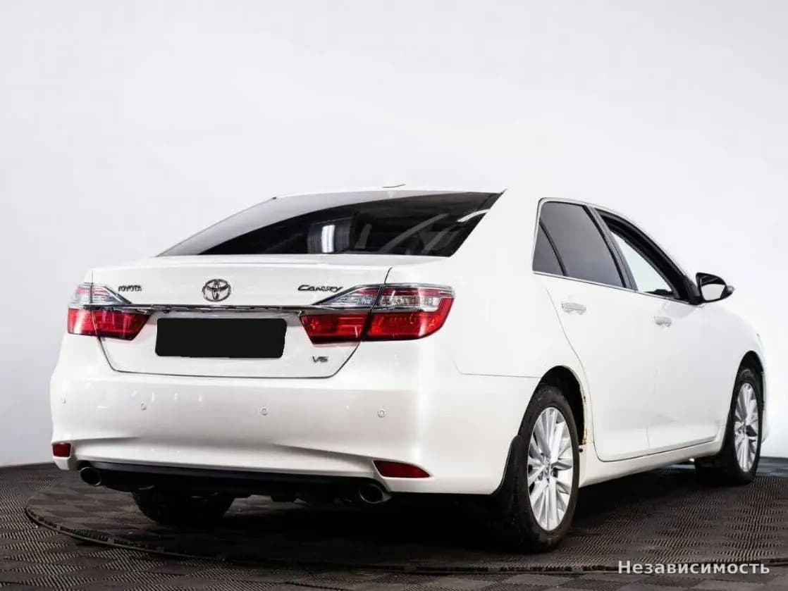 Toyota Camry 2014 с пробегом — фото 6