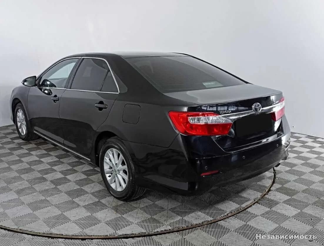 Toyota Camry 2012 с пробегом — фото 7
