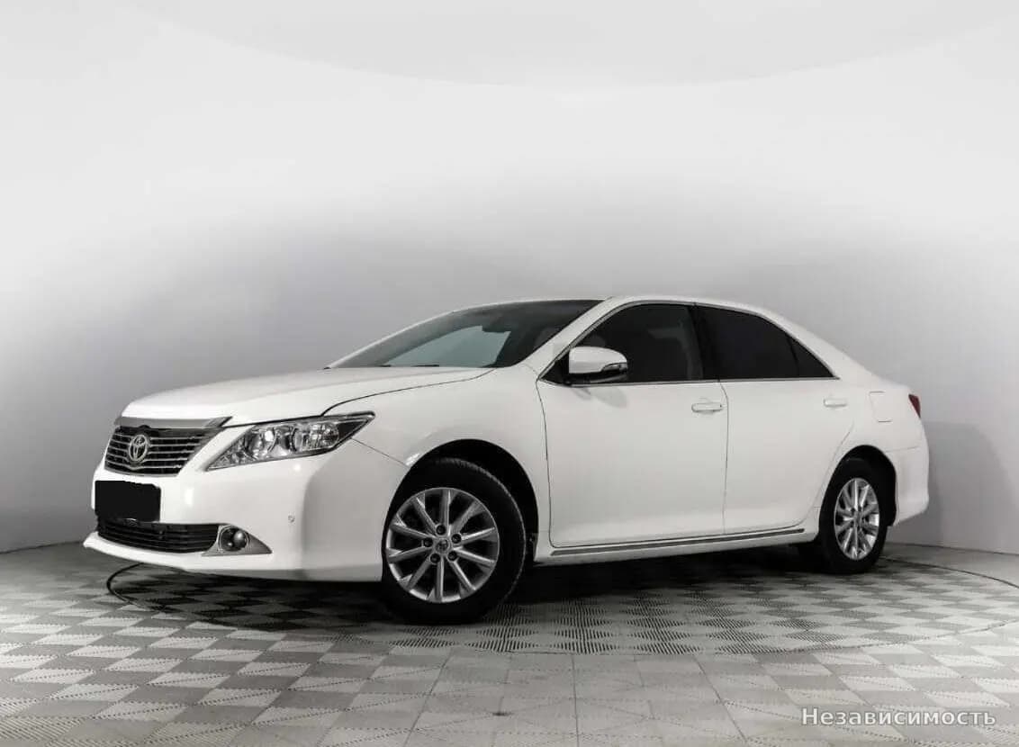 Toyota Camry, 2014 с пробегом