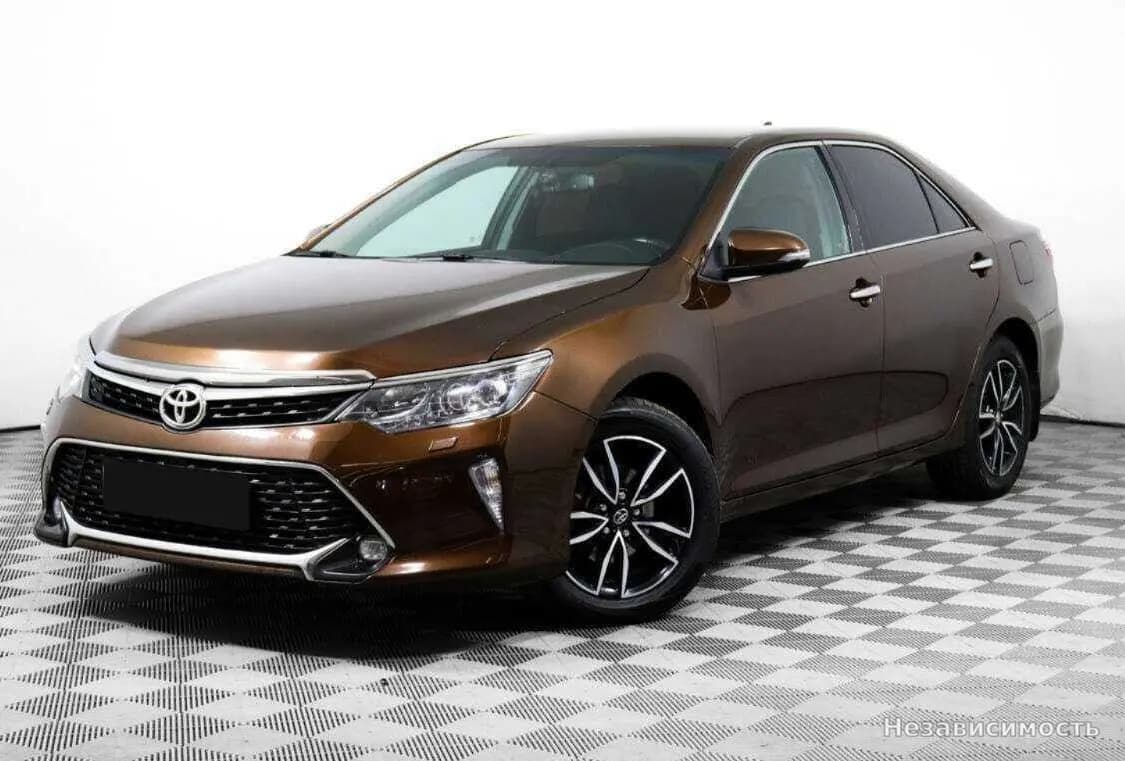 Toyota Camry, 2017 с пробегом