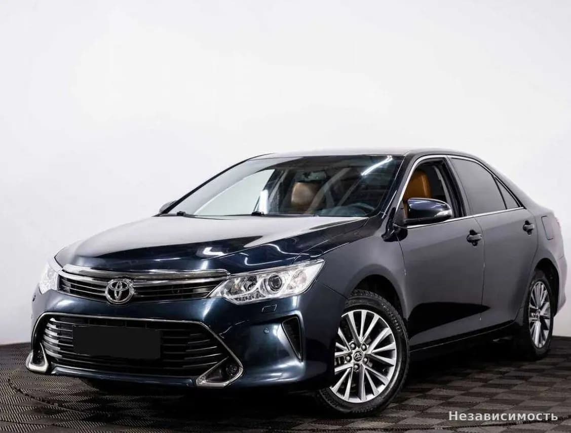 Toyota Camry, 2015 с пробегом