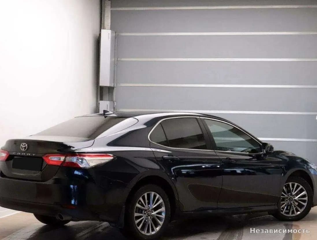 Toyota Camry 2019 с пробегом — фото 4