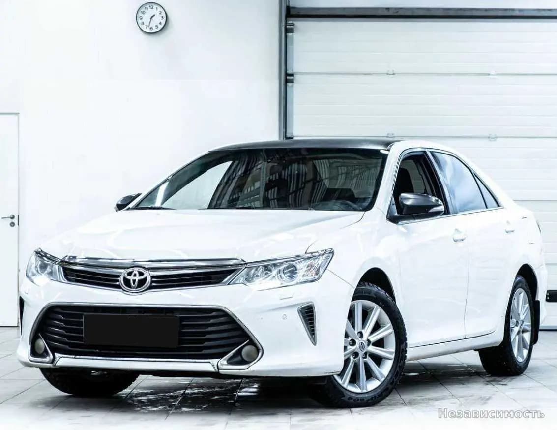 Toyota Camry, 2016 с пробегом