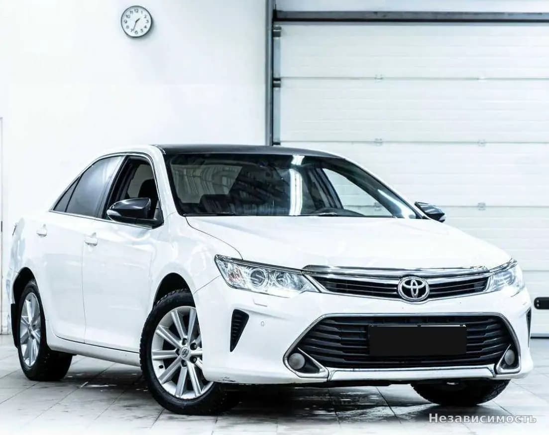 Toyota Camry 2016 с пробегом — фото 2