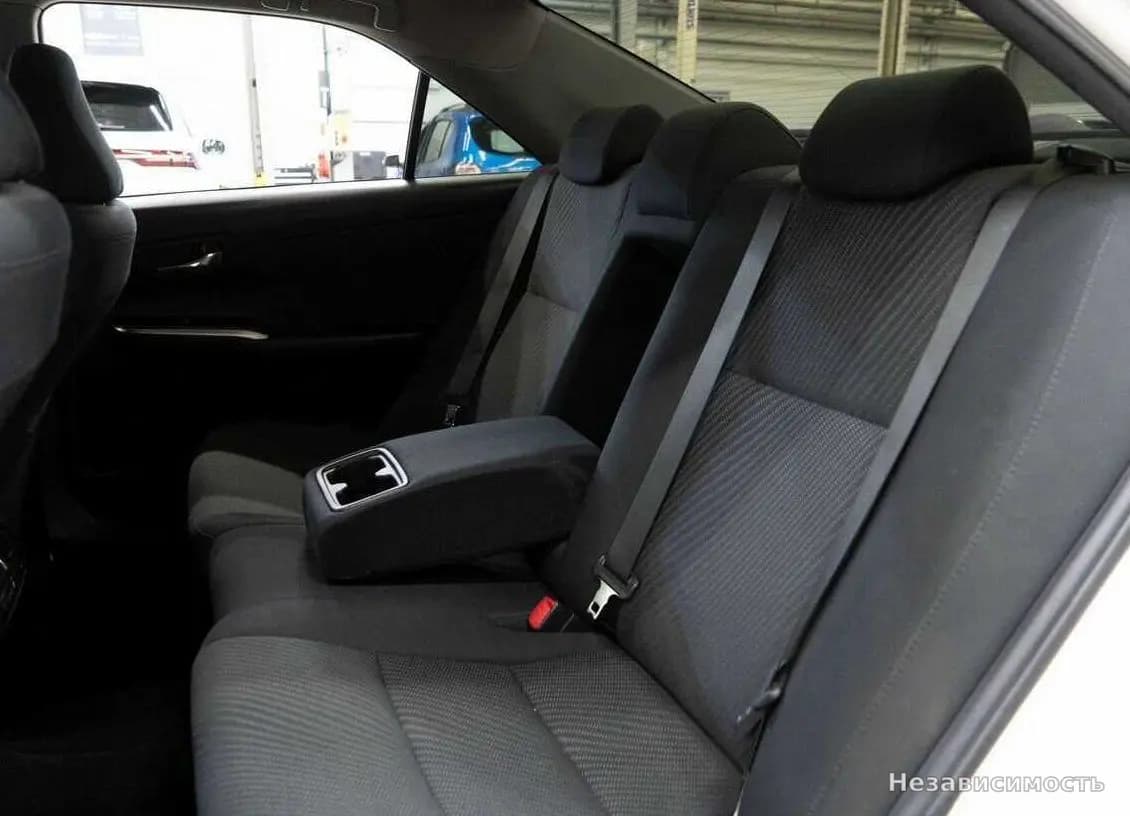 Toyota Camry 2016 с пробегом — фото 7