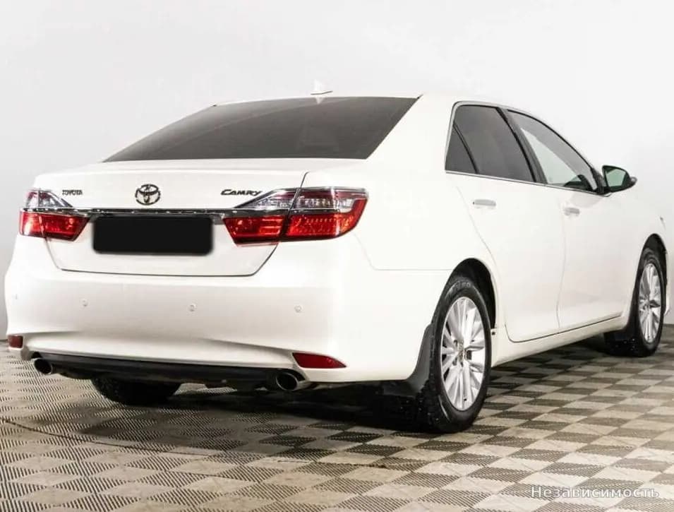Toyota Camry 2015 с пробегом — фото 5