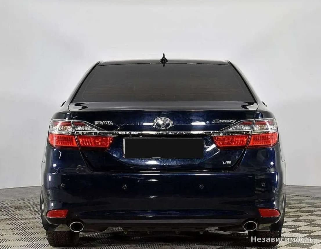 Toyota Camry 2014 с пробегом — фото 4