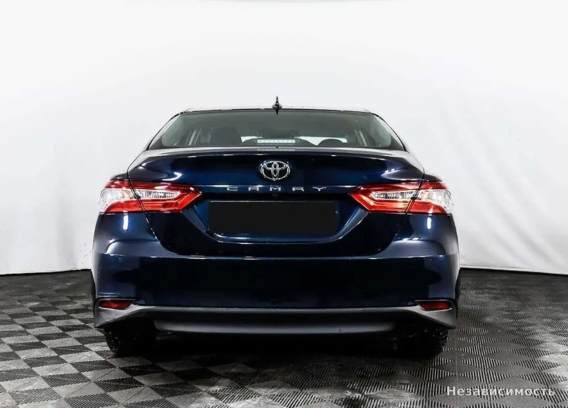 Toyota Camry 2020 с пробегом — фото 4