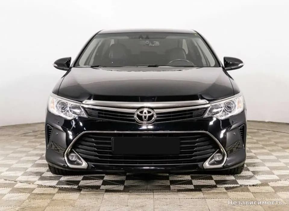 Toyota Camry 2016 с пробегом — фото 2