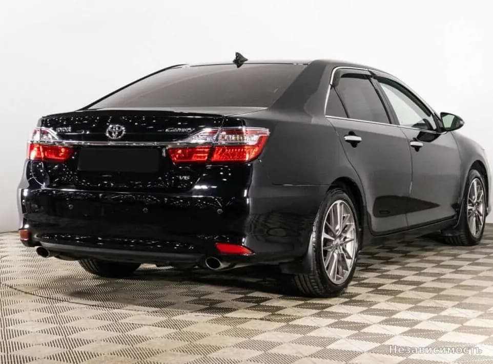 Toyota Camry 2016 с пробегом — фото 5