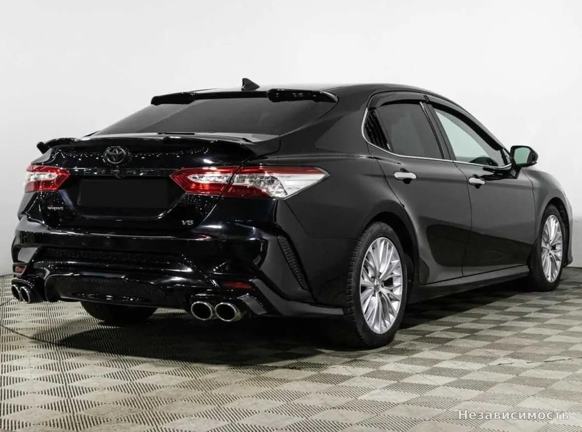Toyota Camry 2018 с пробегом — фото 5
