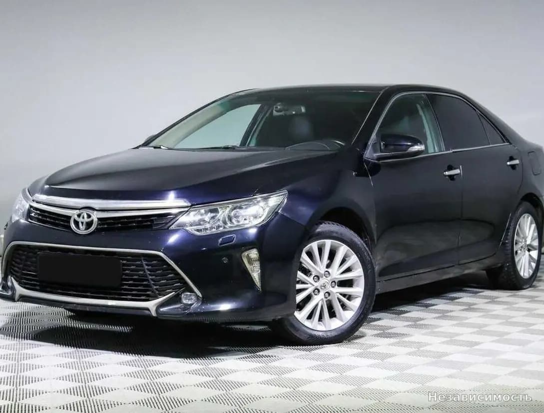 Toyota Camry, 2015 с пробегом