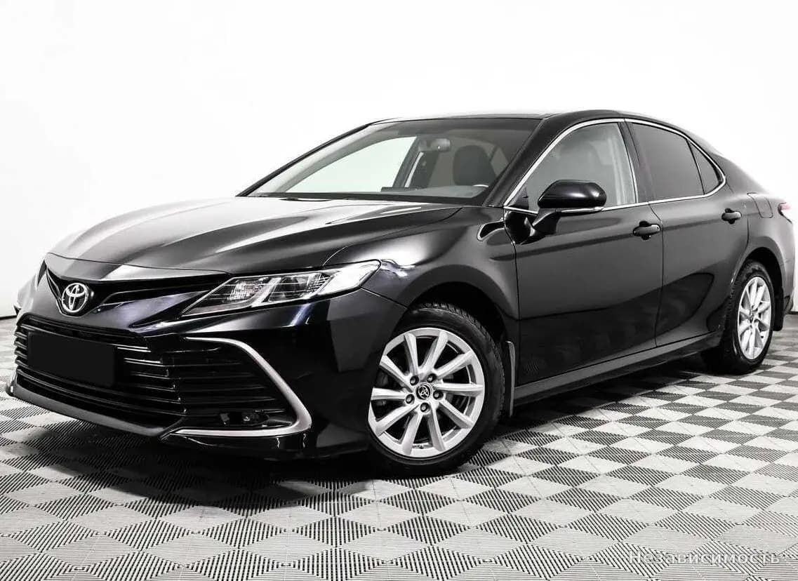 Toyota Camry, 2022 с пробегом