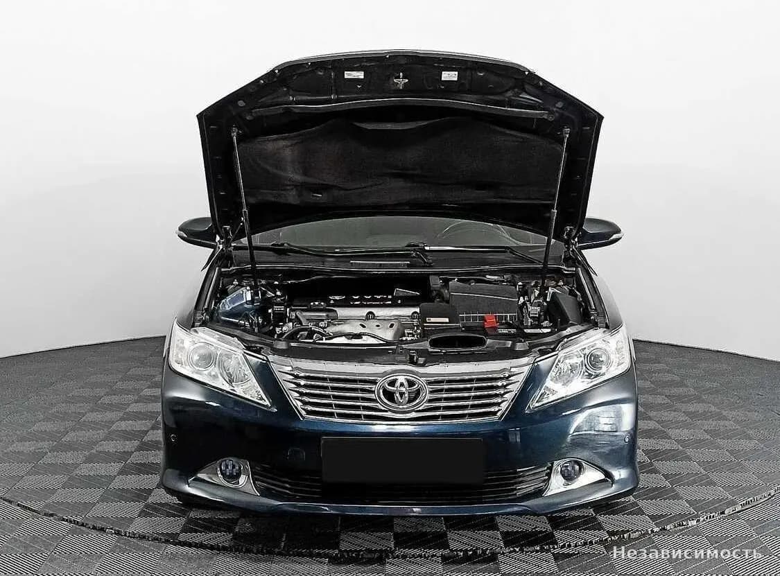 Toyota Camry 2014 с пробегом — фото 7