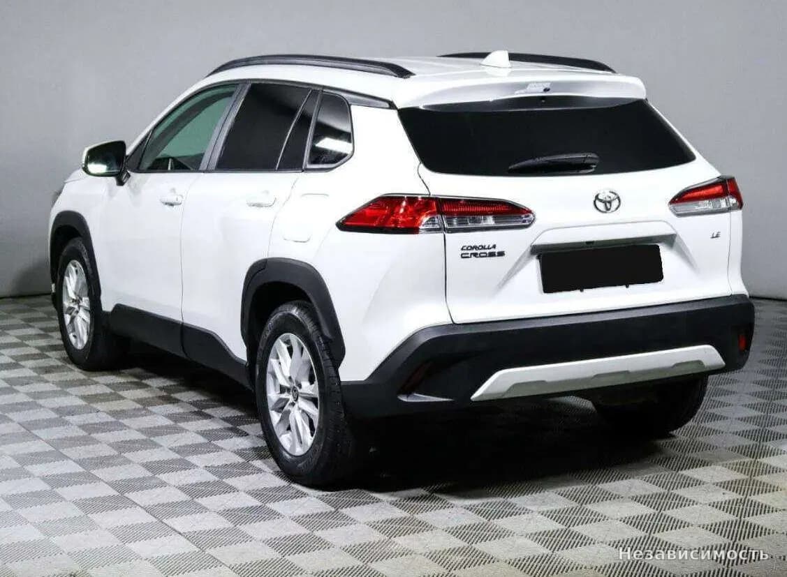 Toyota Corolla Cross 2022 с пробегом — фото 6
