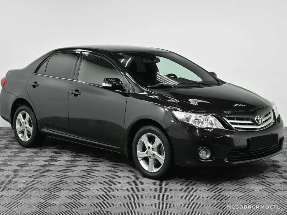 Toyota Corolla 2013 с пробегом — фото 3