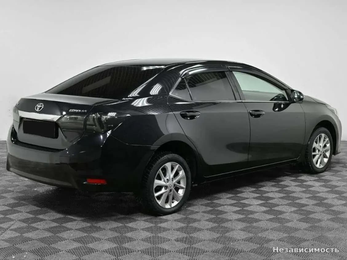 Toyota Corolla 2015 с пробегом — фото 2