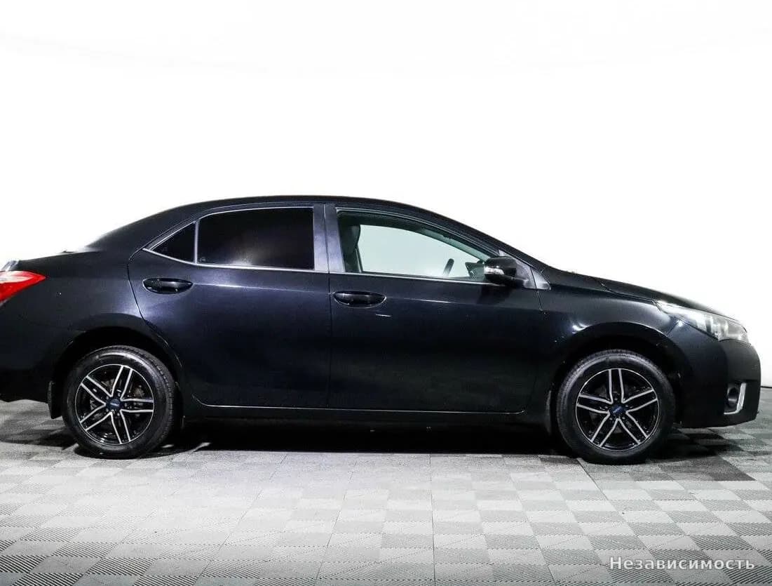 Toyota Corolla 2014 с пробегом — фото 4