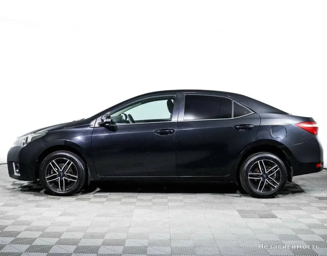 Toyota Corolla 2014 с пробегом — фото 5