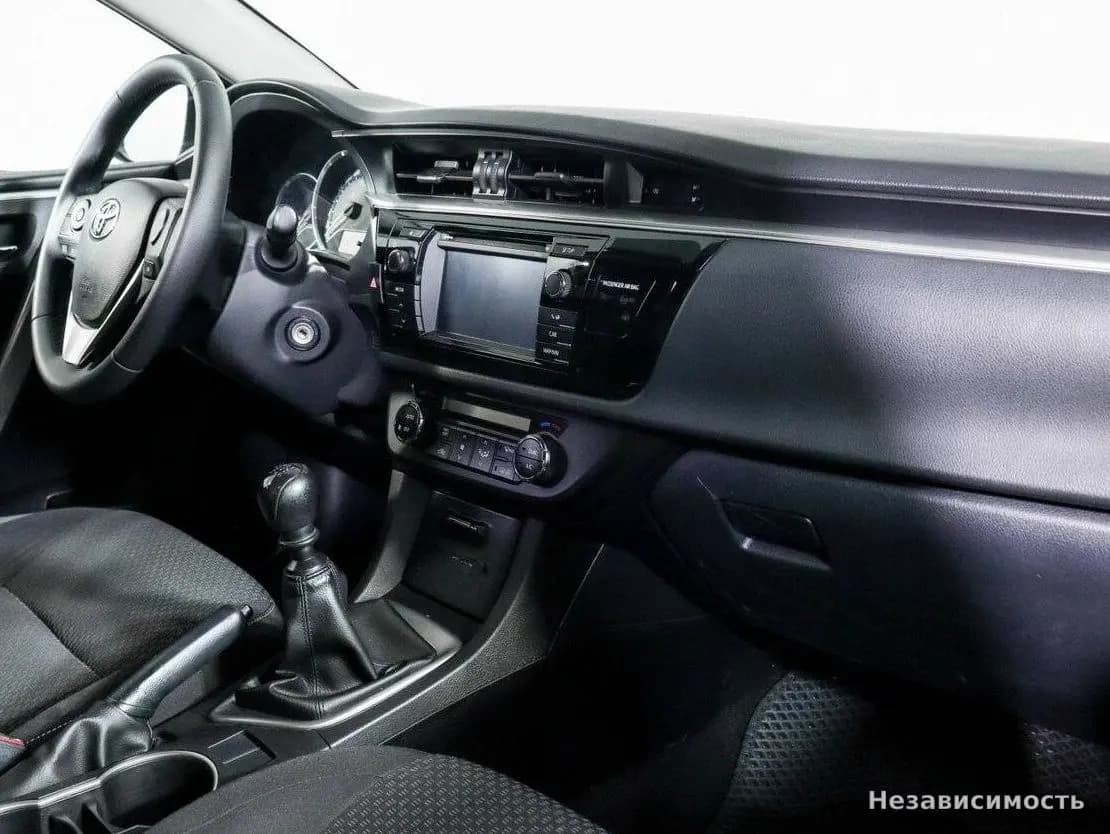 Toyota Corolla 2014 с пробегом — фото 6
